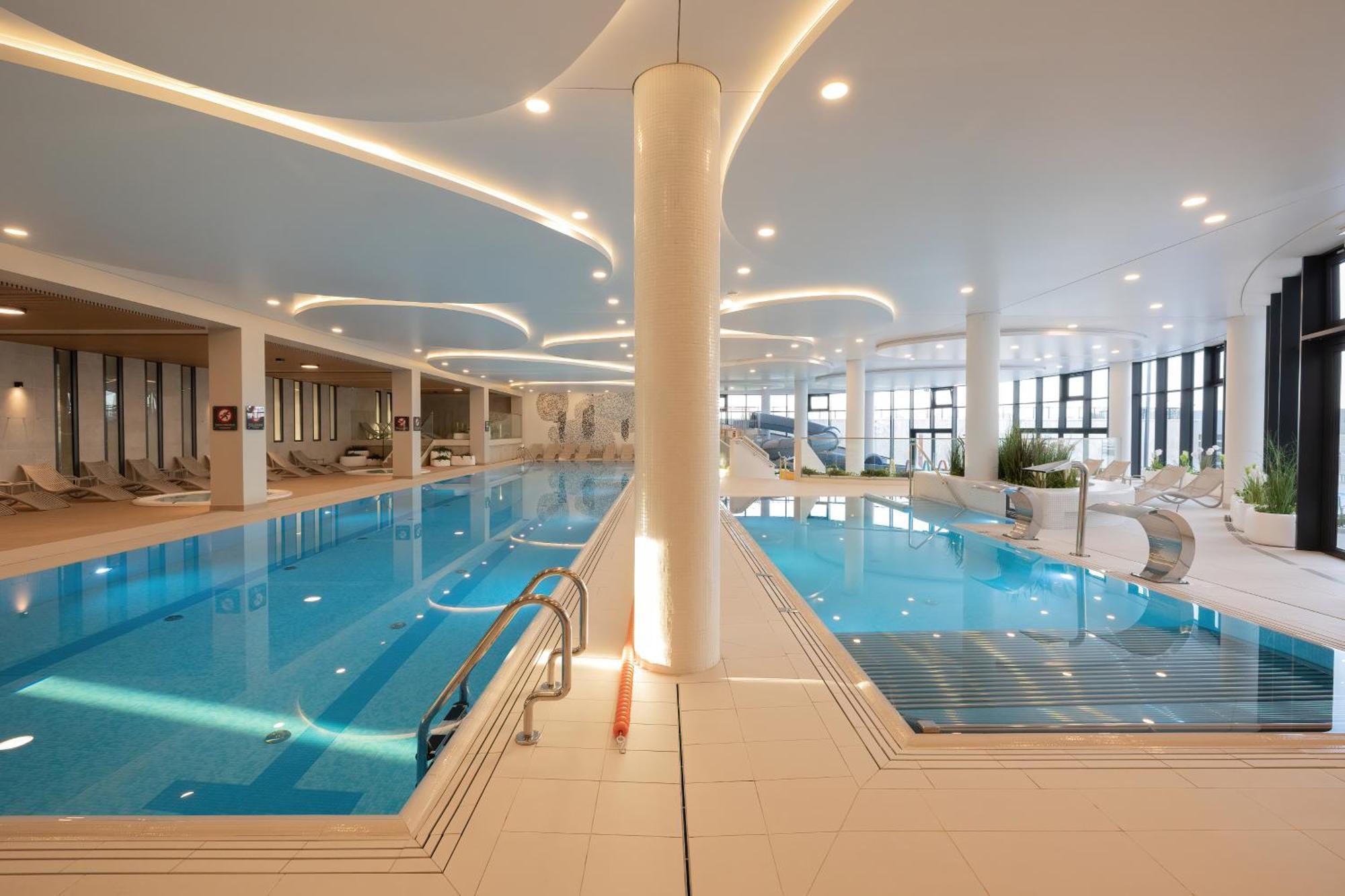 Family Apartment With Gym And Swimming Pool By Renters Prestige Kolobrzeg Luaran gambar